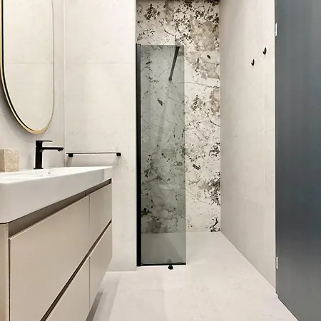 빌라 Lux Serene With Heated Pool