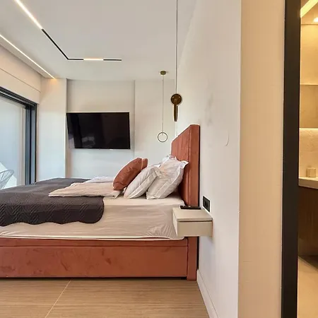 Lux Serene With Heated Pool * 로바니스카