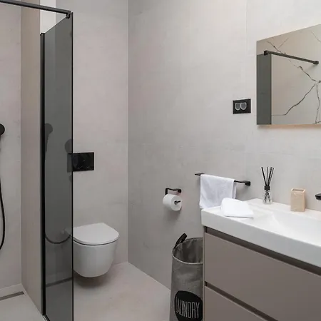 빌라 Lux Serene With Heated Pool